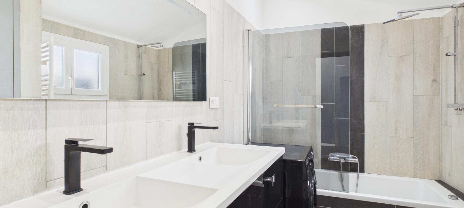 A vendre F1-2 Place Diamant - AJACCIO