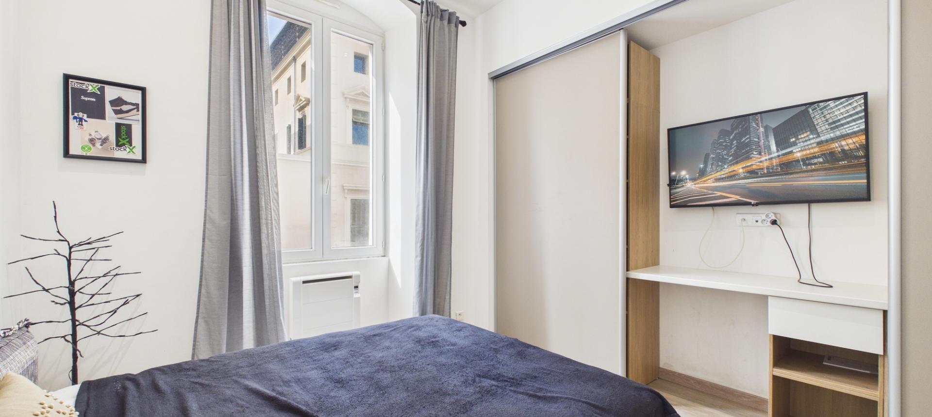 A vendre F4 rénové secteur Tribunal