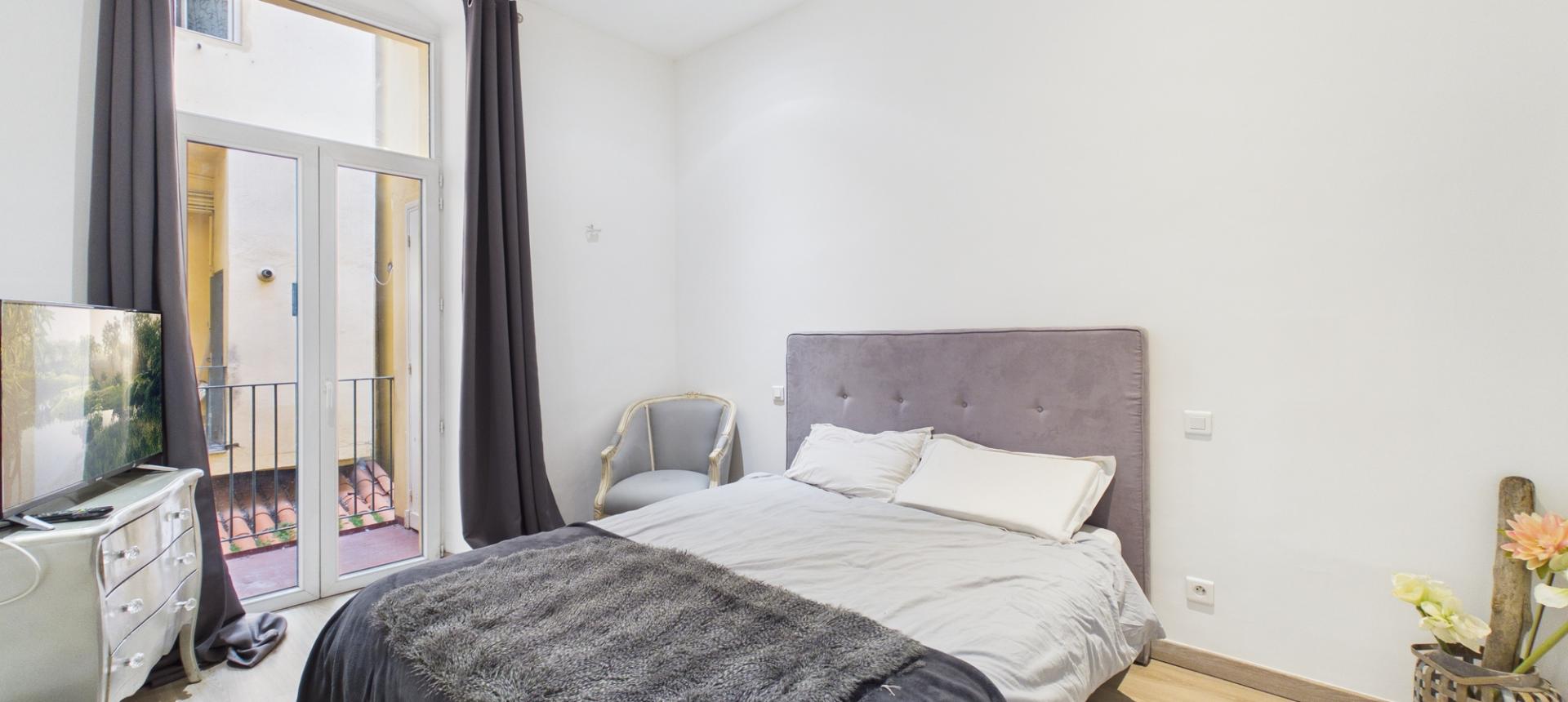 A vendre F4 rénové secteur Tribunal