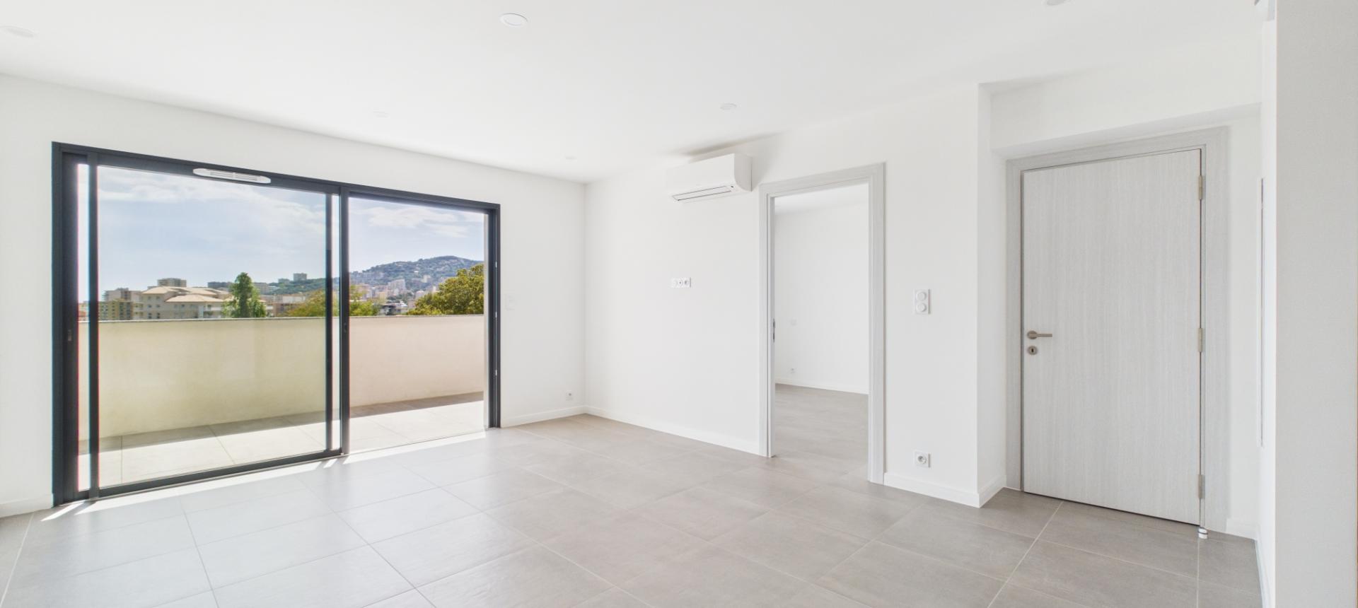 A vendre F4-5 Duplex Neuf proche Centre ville