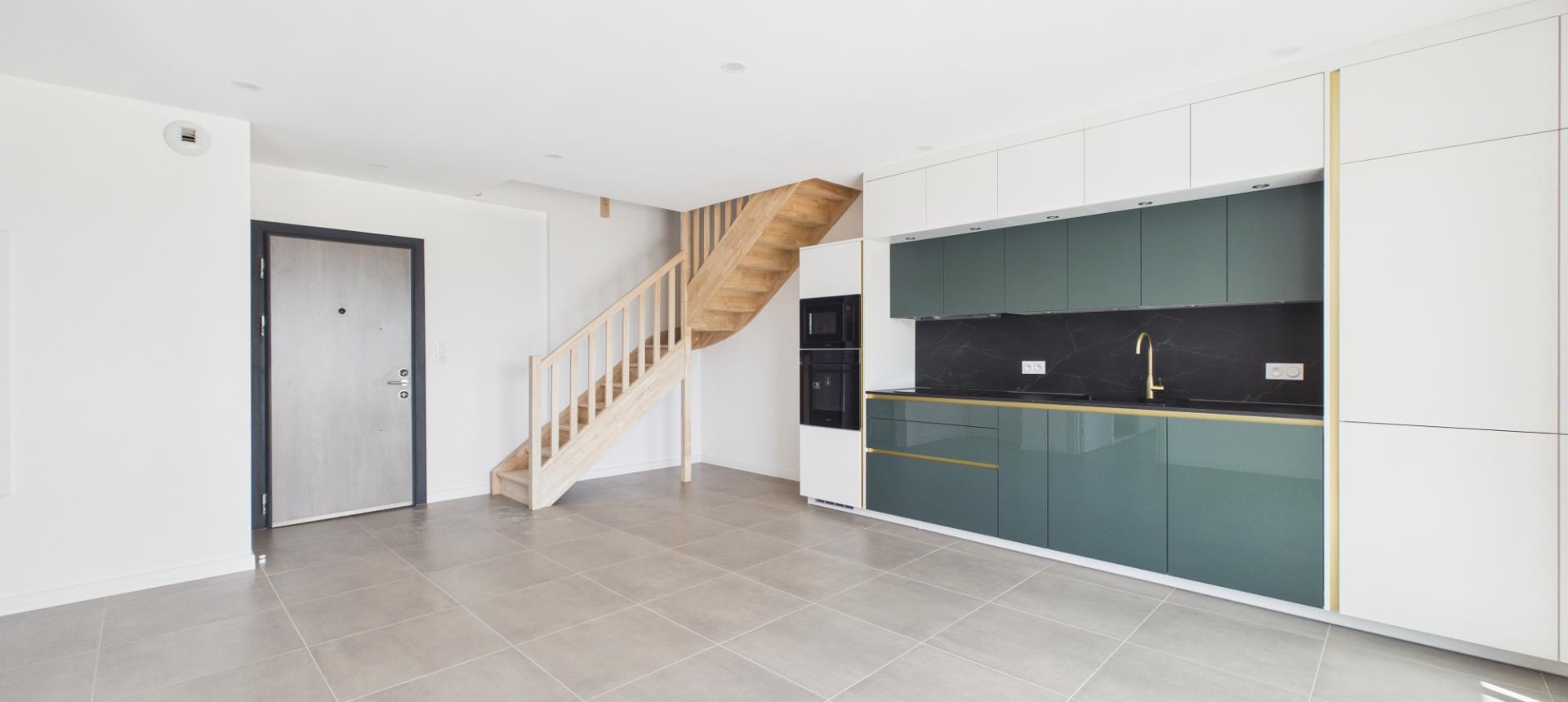 A vendre F4-5 Duplex Neuf proche Centre ville