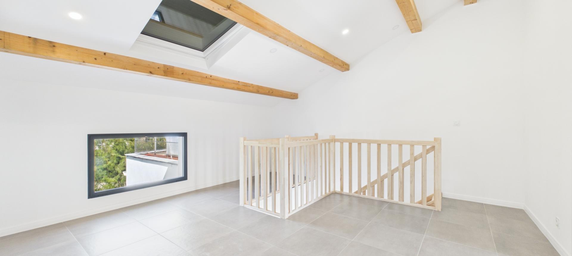 A vendre F4-5 Duplex Neuf proche Centre ville