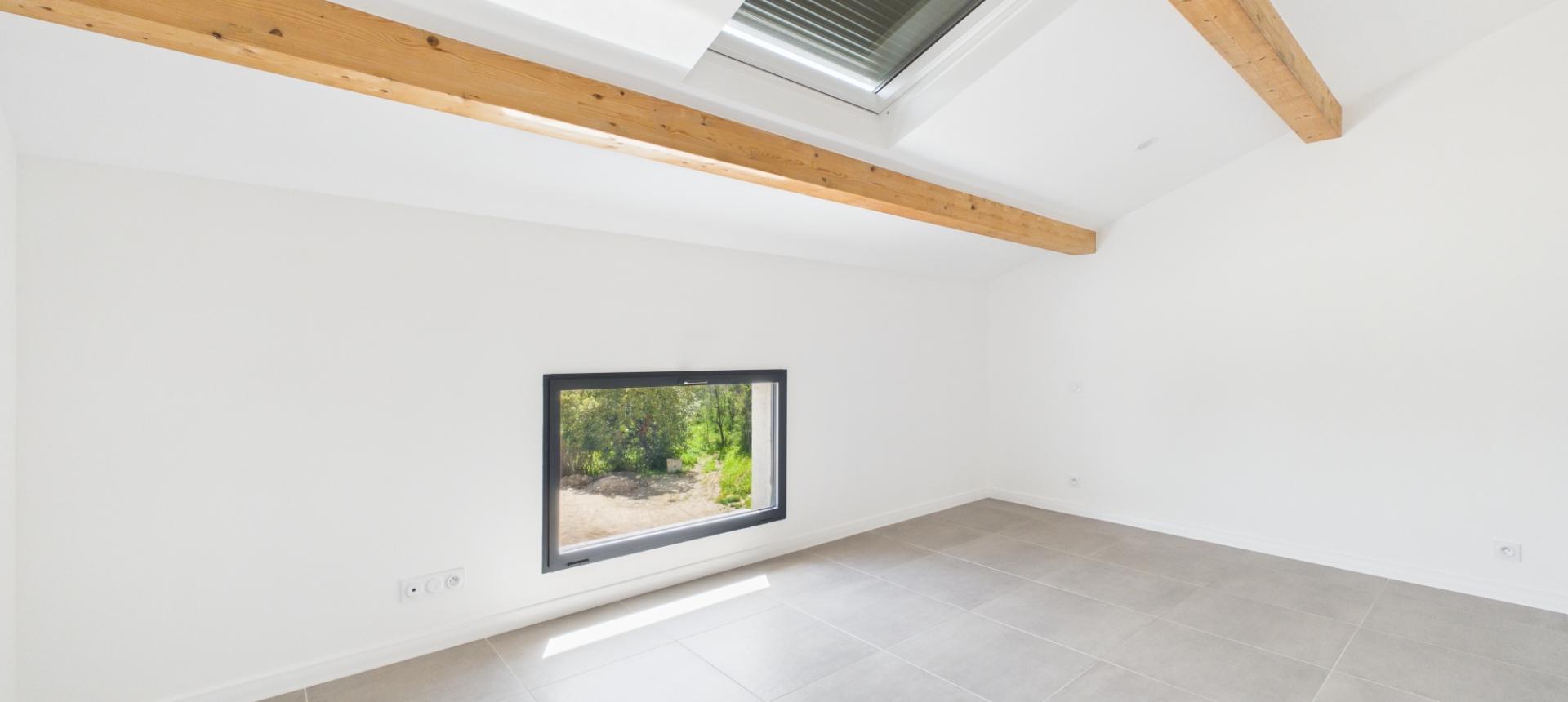 A vendre F4-5 Duplex Neuf proche Centre ville