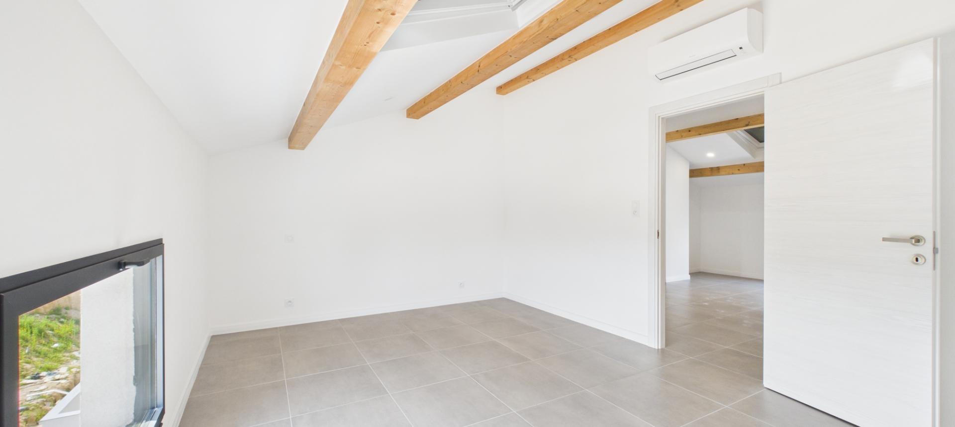 A vendre F4-5 Duplex Neuf proche Centre ville