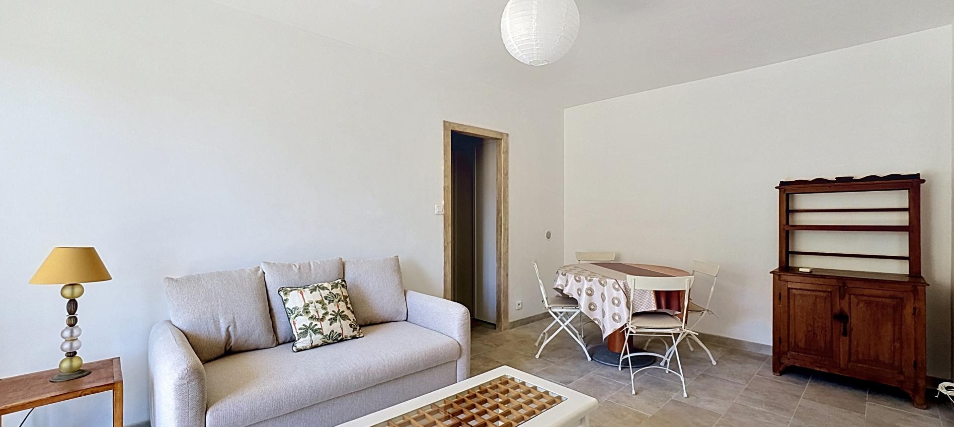 F2 meublé à la location secteur Laetitia à Ajaccio