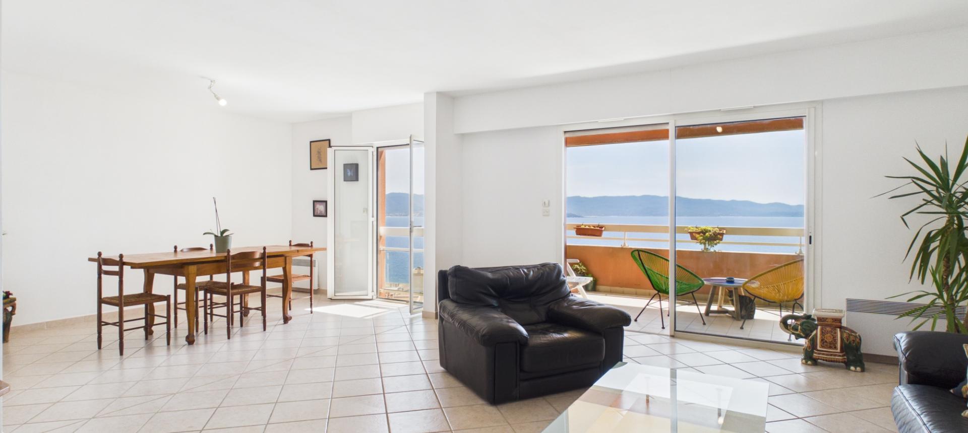 A vendre F5 Duplex Route des Sanguinaires