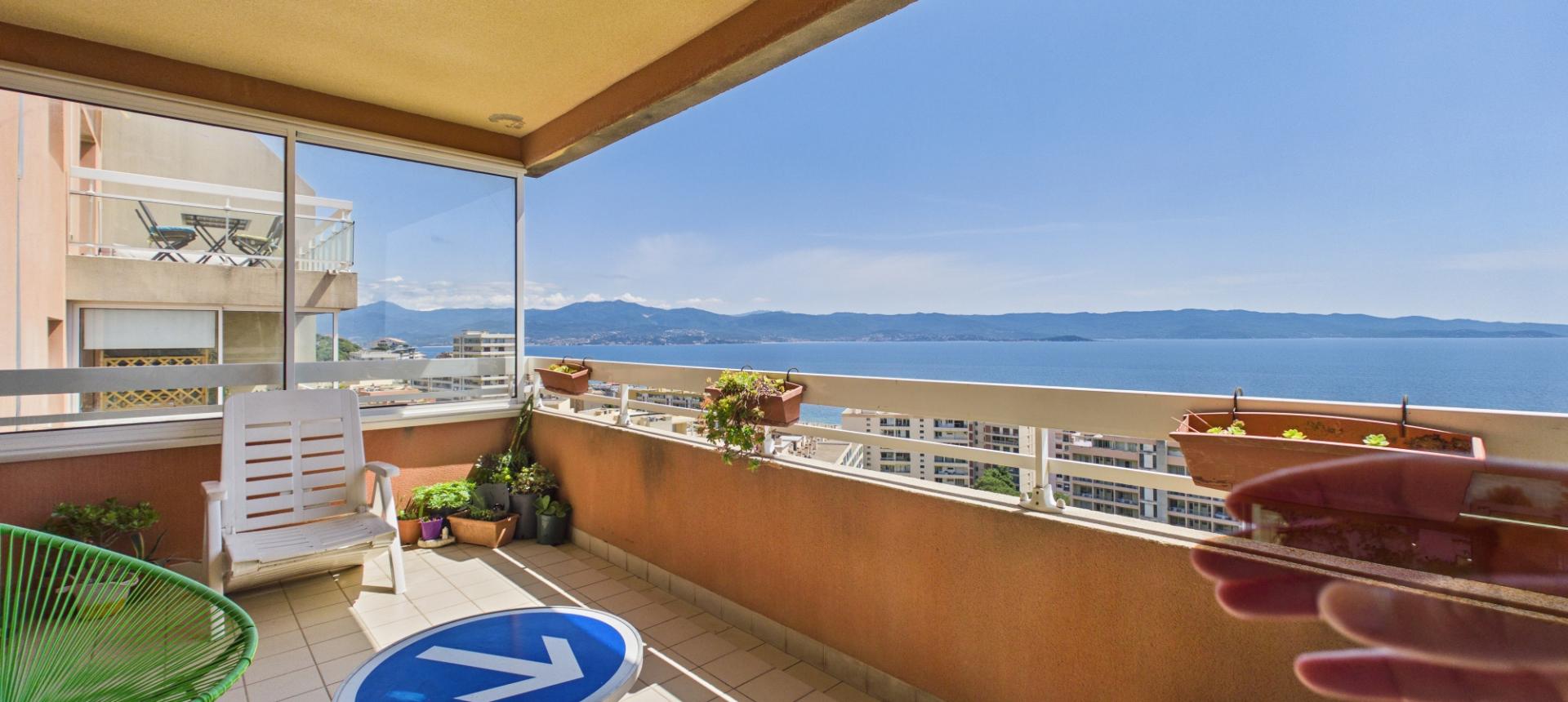 A vendre F5 Duplex Route des Sanguinaires