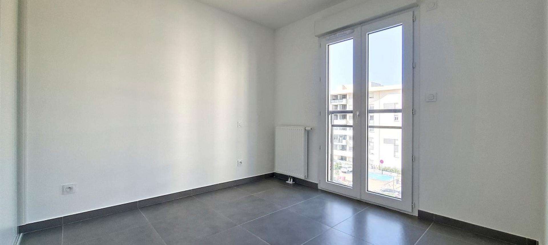 F3 à louer Carré Bodiccione  chambre