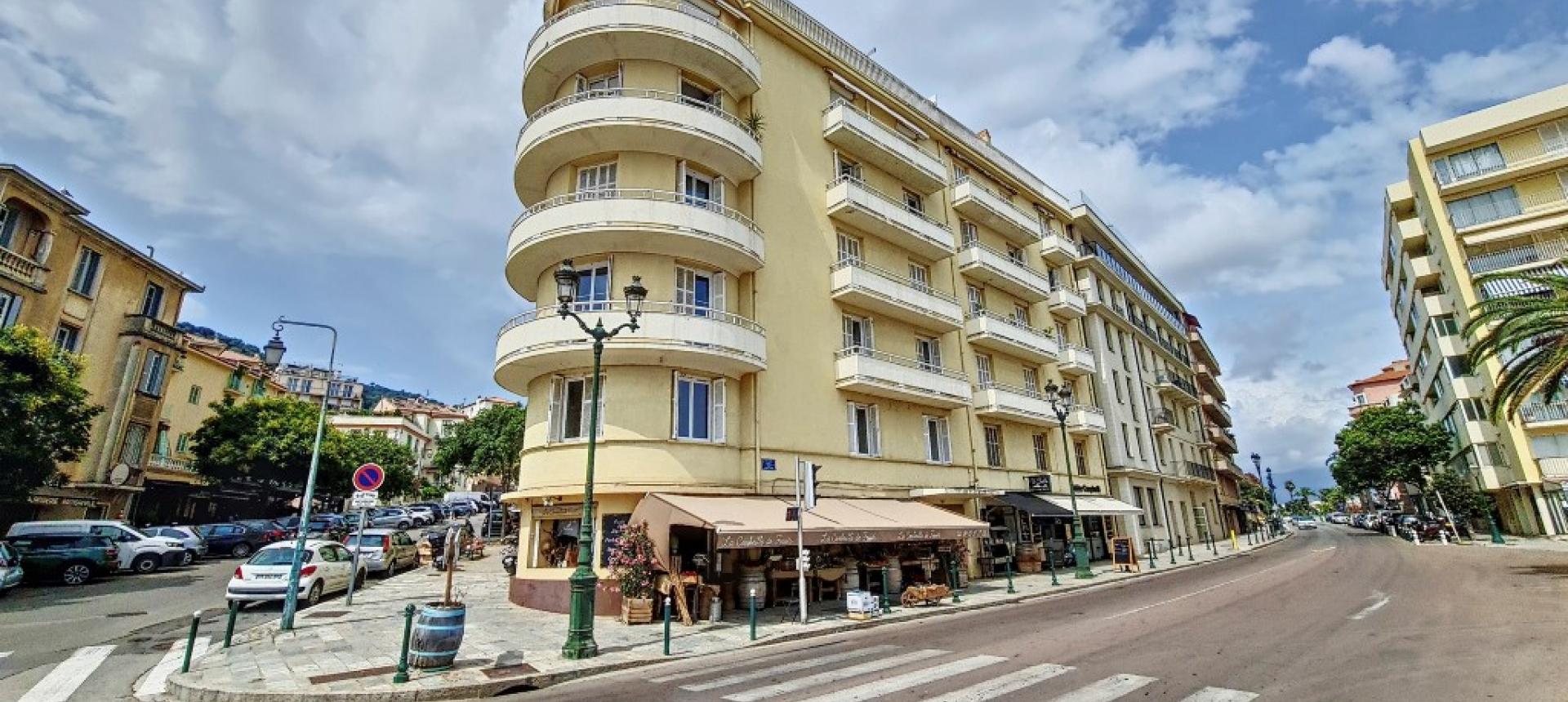 12 - F4 à louer Trottel immeuble