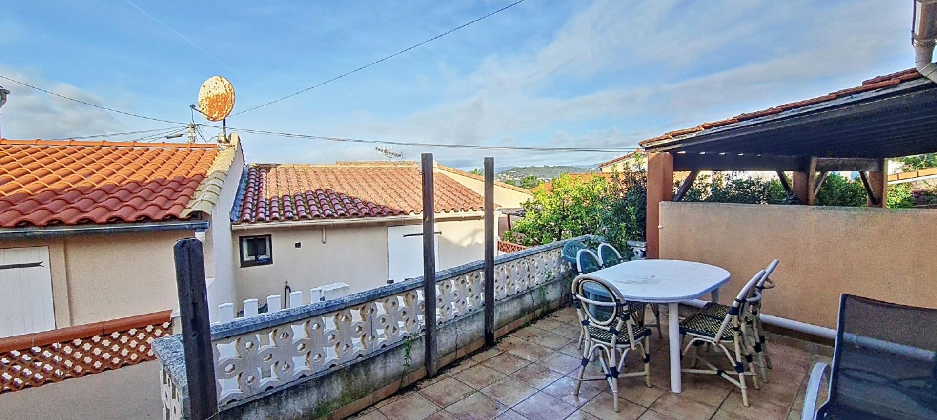 F2  à louer Agosta terrasse 