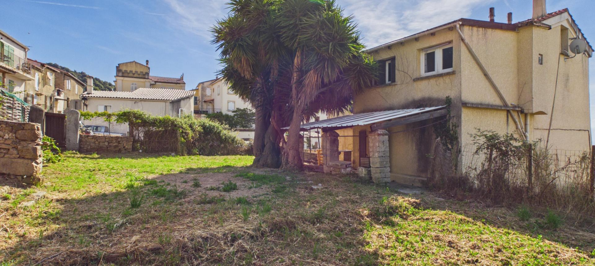 A vendre  Maison de village avec vue mer - Alata