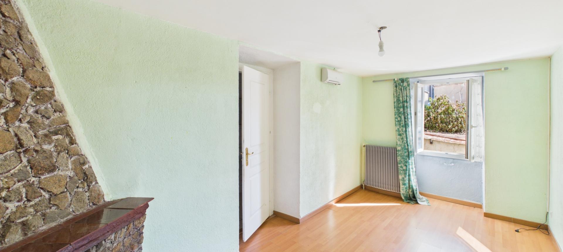 A vendre  Maison de village avec vue mer - Alata
