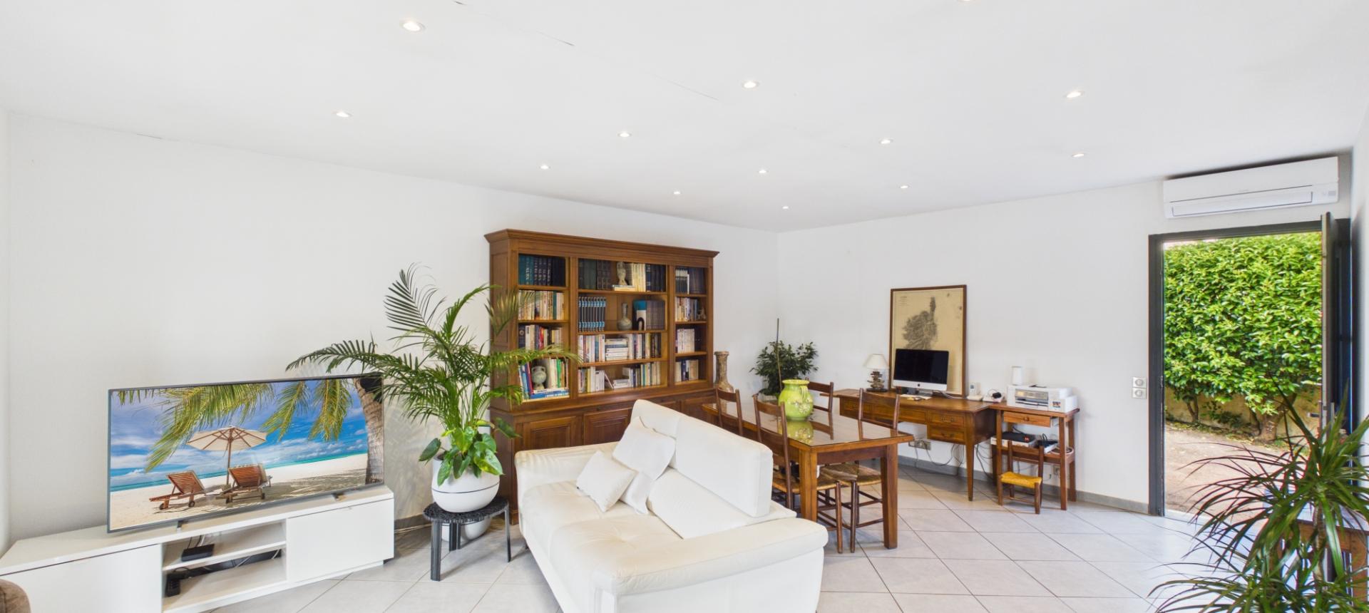 A vendre Villa plain-pied - MEZZAVIA 