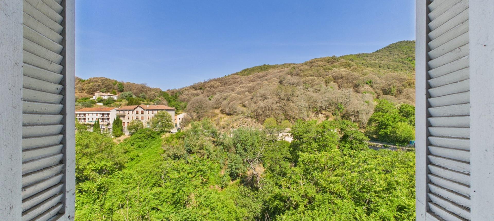 A VENDRE MAISON AUTHENTIQUE SAINTE MARIE SICHE