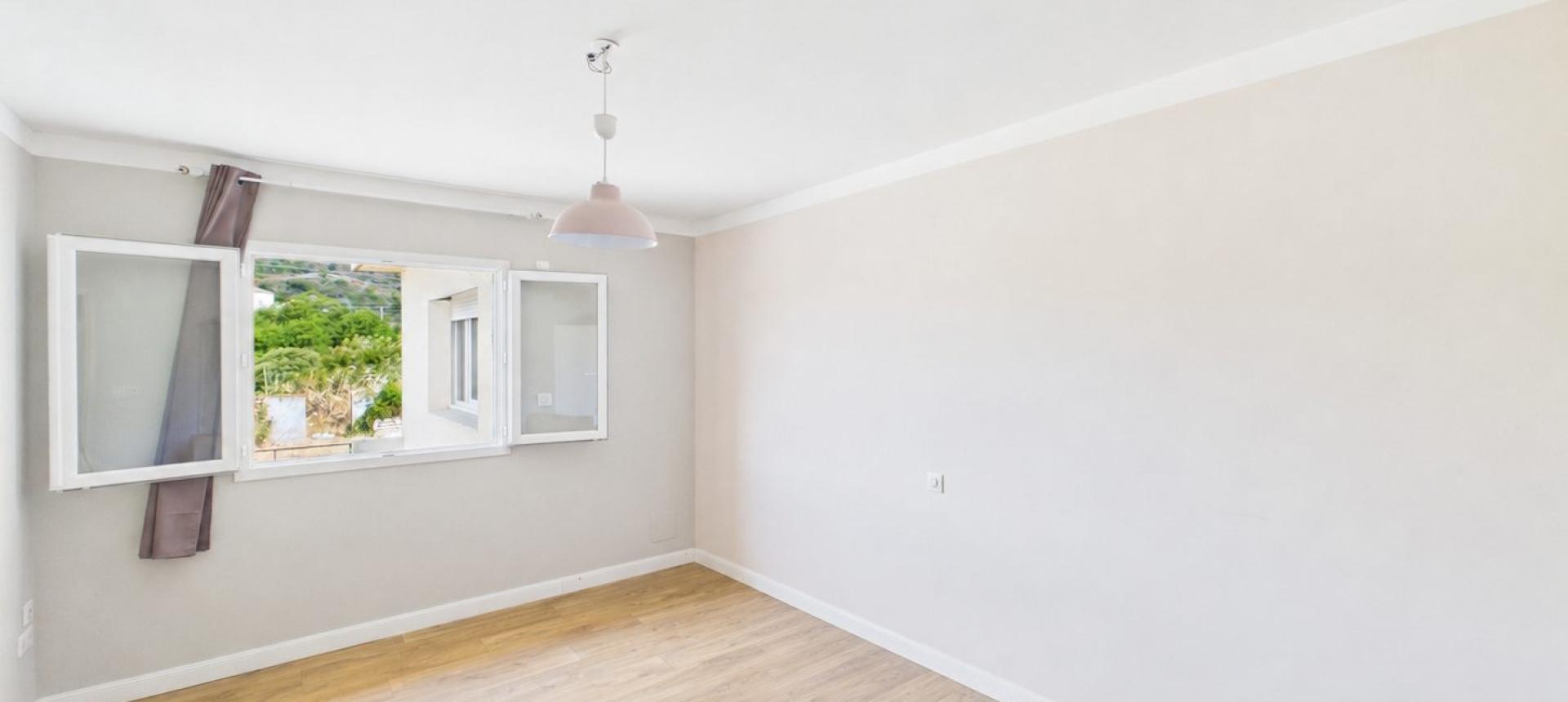A VENDRE VILLA F5 ET F3 AVEC PISCINE - CASTAGNOLA  - ALATA