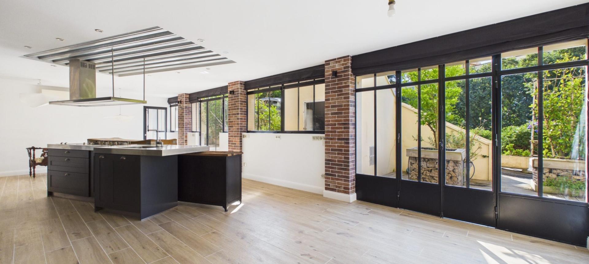 A VENDRE F4 AVEC TERRASSE PARC CUNEO D'ORNANO