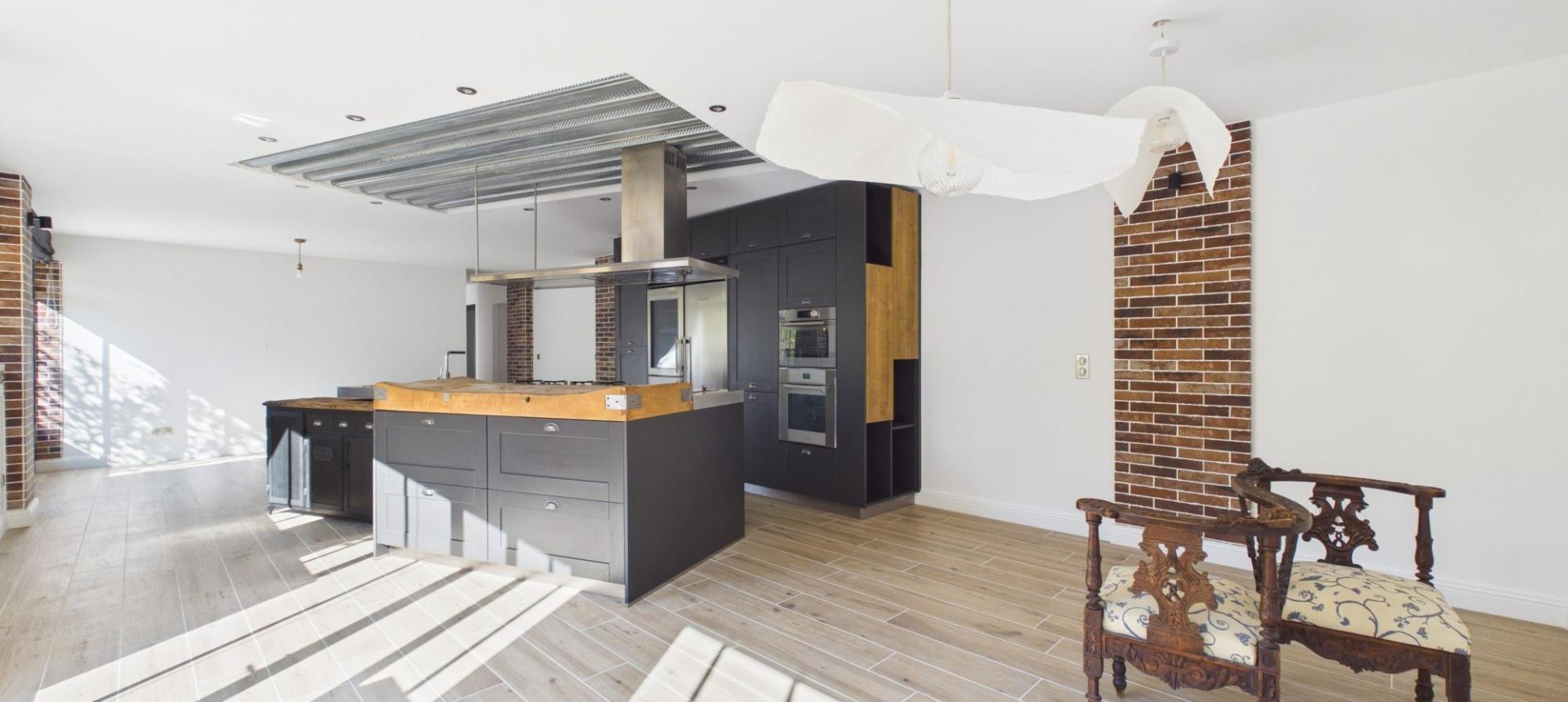 A VENDRE F4 AVEC TERRASSE PARC CUNEO D'ORNANO