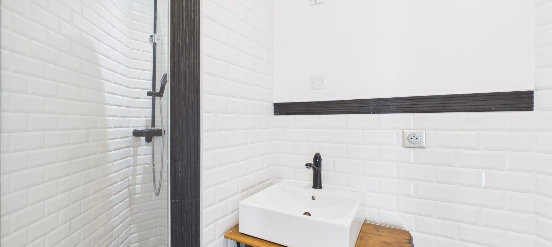 A VENDRE F4 AVEC TERRASSE PARC CUNEO D'ORNANO