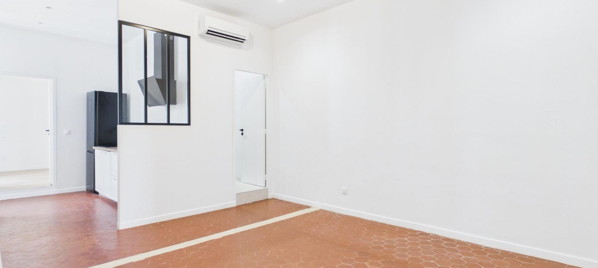 A VENDRE APPARTEMENT F3  PROCHE COURS NAPOLEON