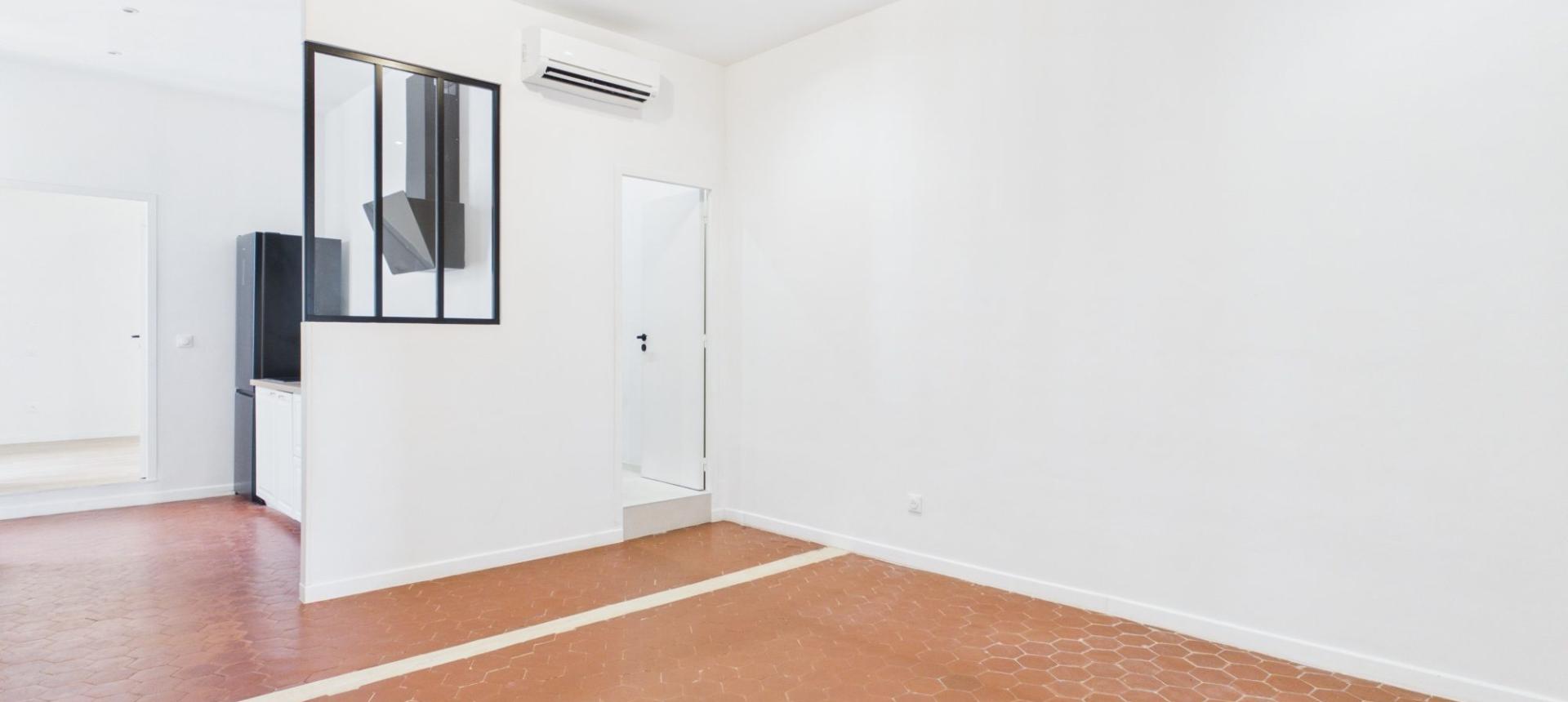 A VENDRE APPARTEMENT F3  PROCHE COURS NAPOLEON