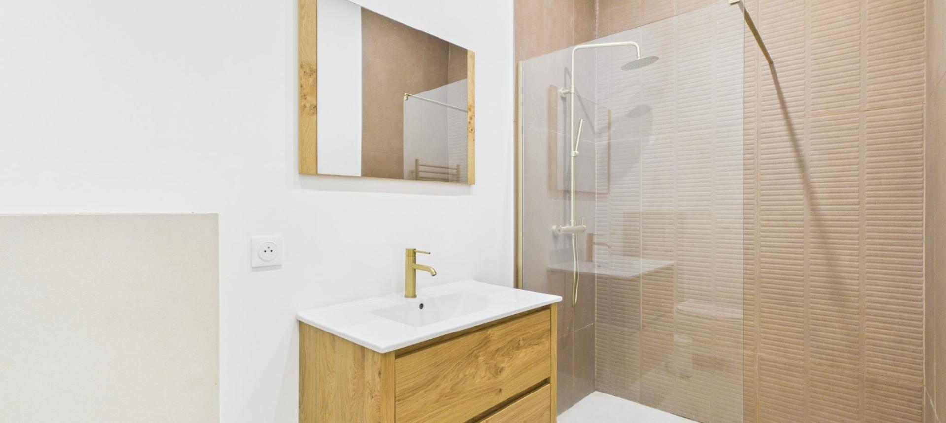 A VENDRE APPARTEMENT F3  PROCHE COURS NAPOLEON