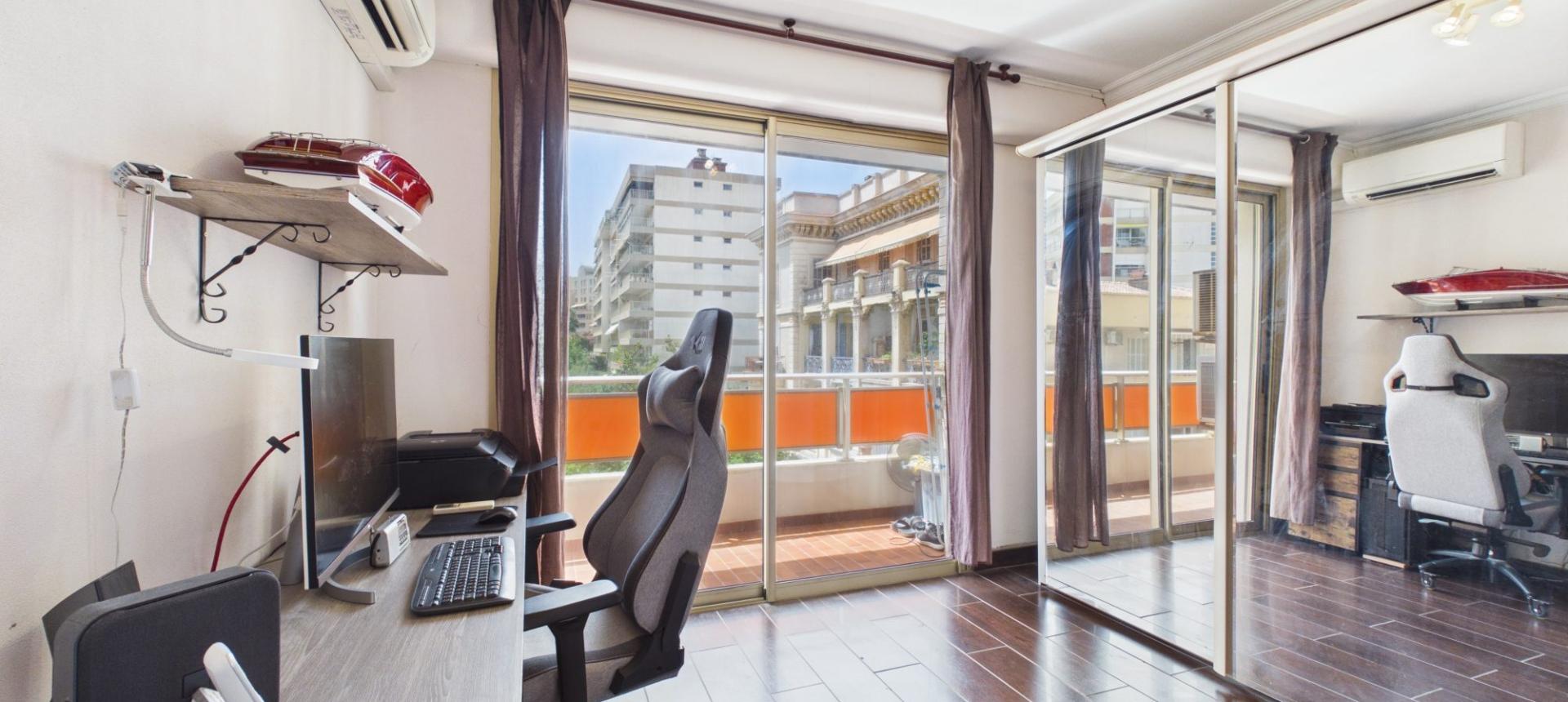 A VENDRE F3 LUMINEUX VUE MER PALAIS GRANDVAL