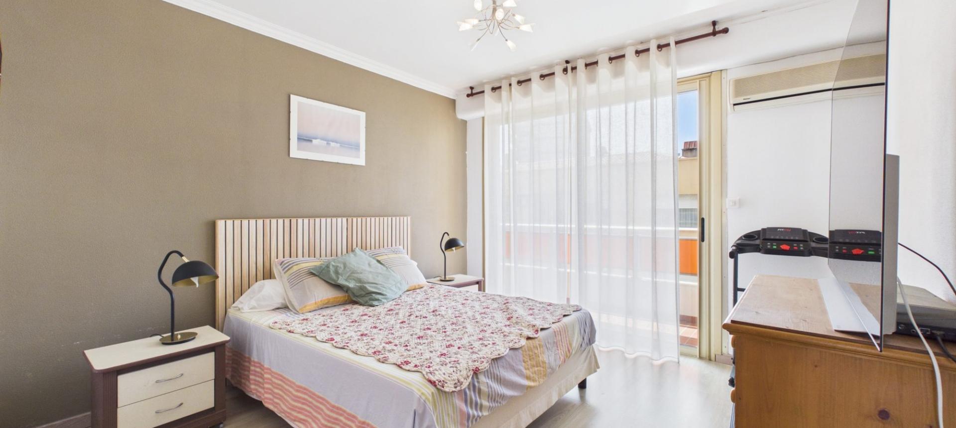 A VENDRE F3 LUMINEUX VUE MER PALAIS GRANDVAL