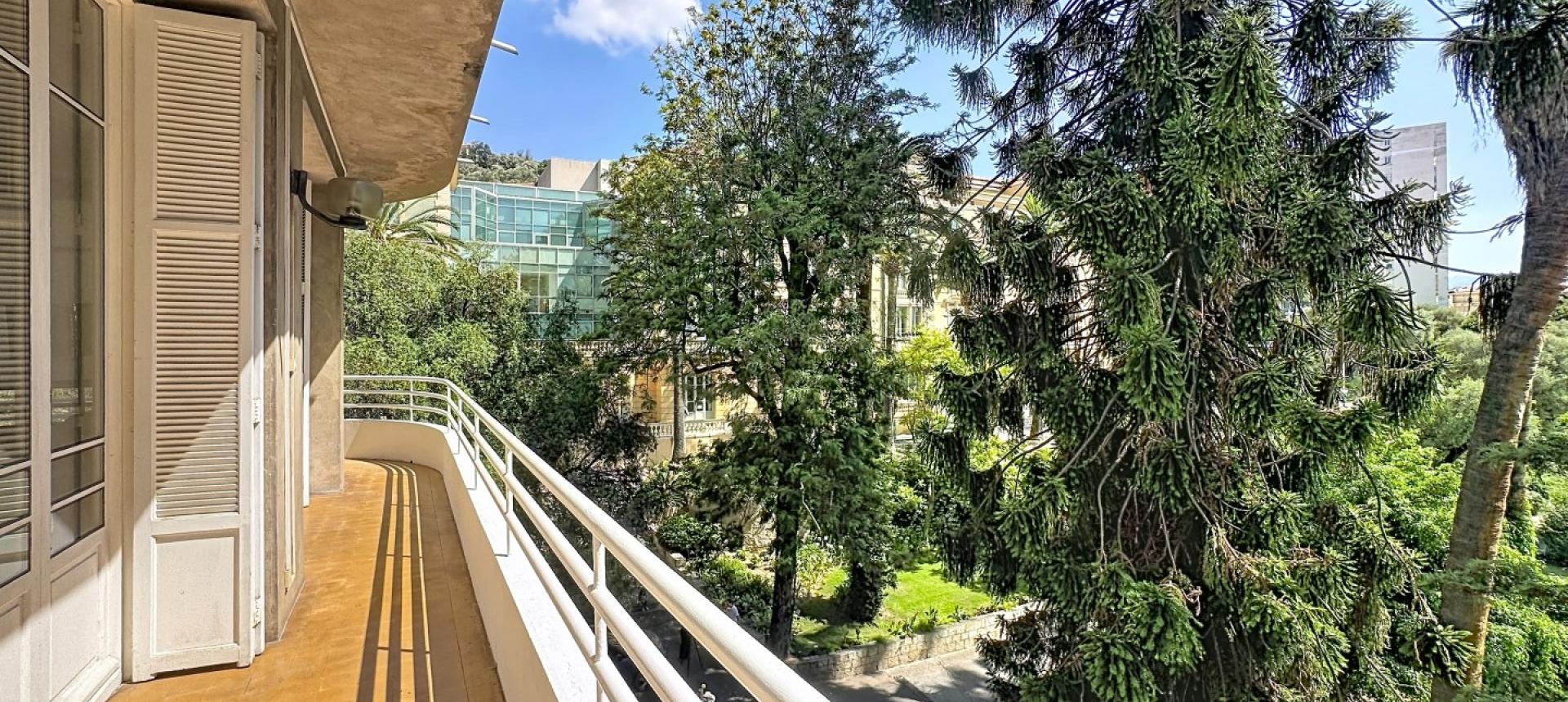 Rare F3 meublé à louer Cours Grandval à Ajaccio