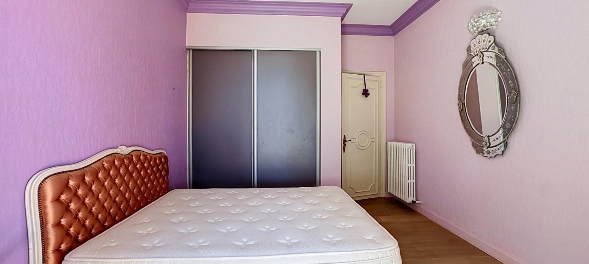 Rare F3 meublé à louer Cours Grandval à Ajaccio