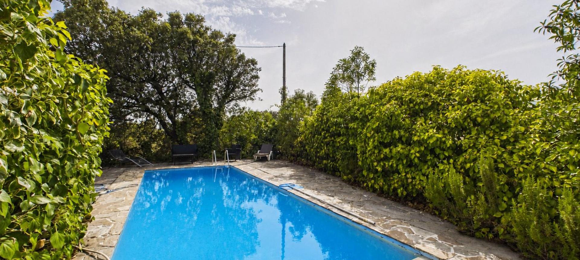 A VENDRE VILLA FAMILIALE DE 176 M² AVEC PISCINE PLAINE DE PERI