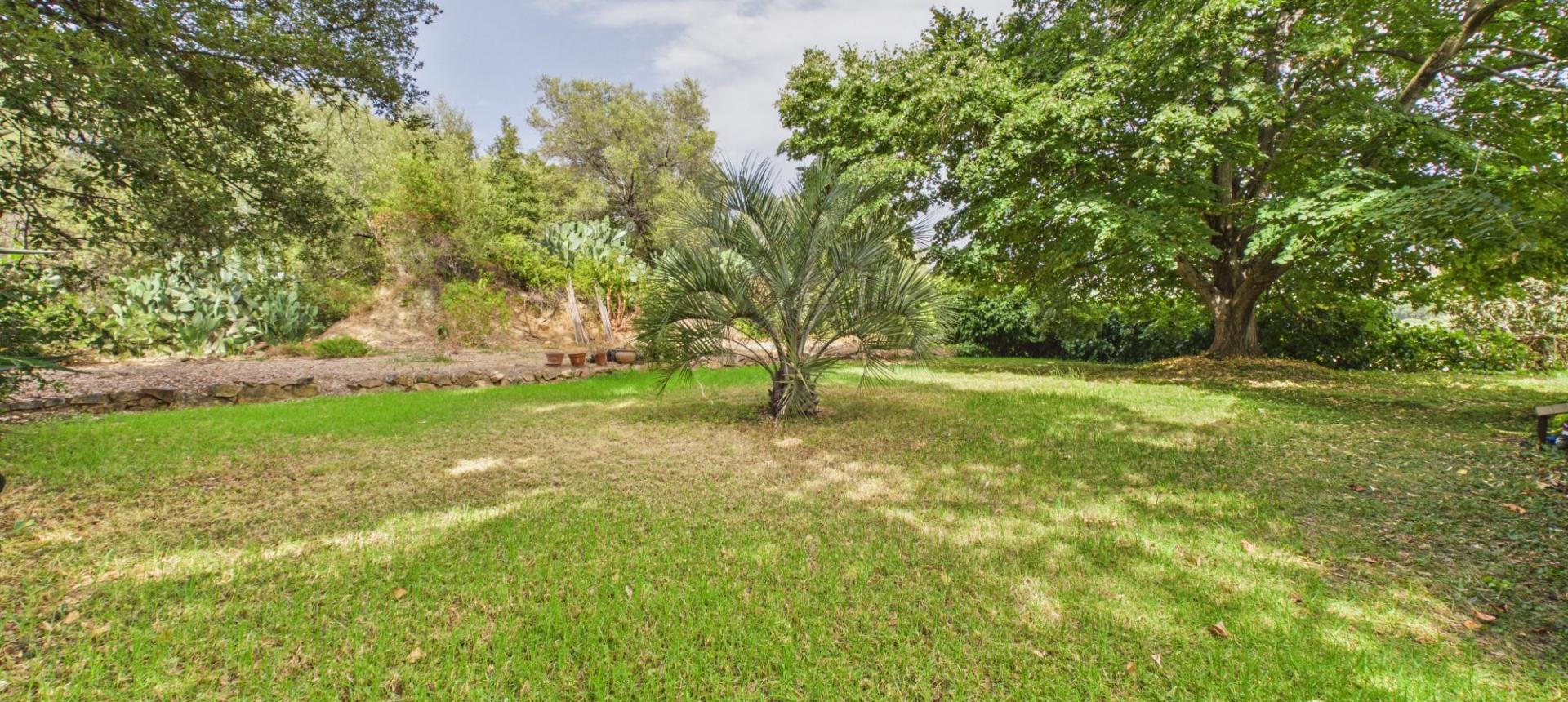 A VENDRE VILLA FAMILIALE DE 176 M² AVEC PISCINE PLAINE DE PERI