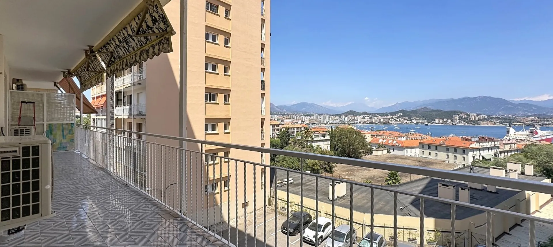Beau F2 à louer secteur Lycée Laetitia à Ajaccio