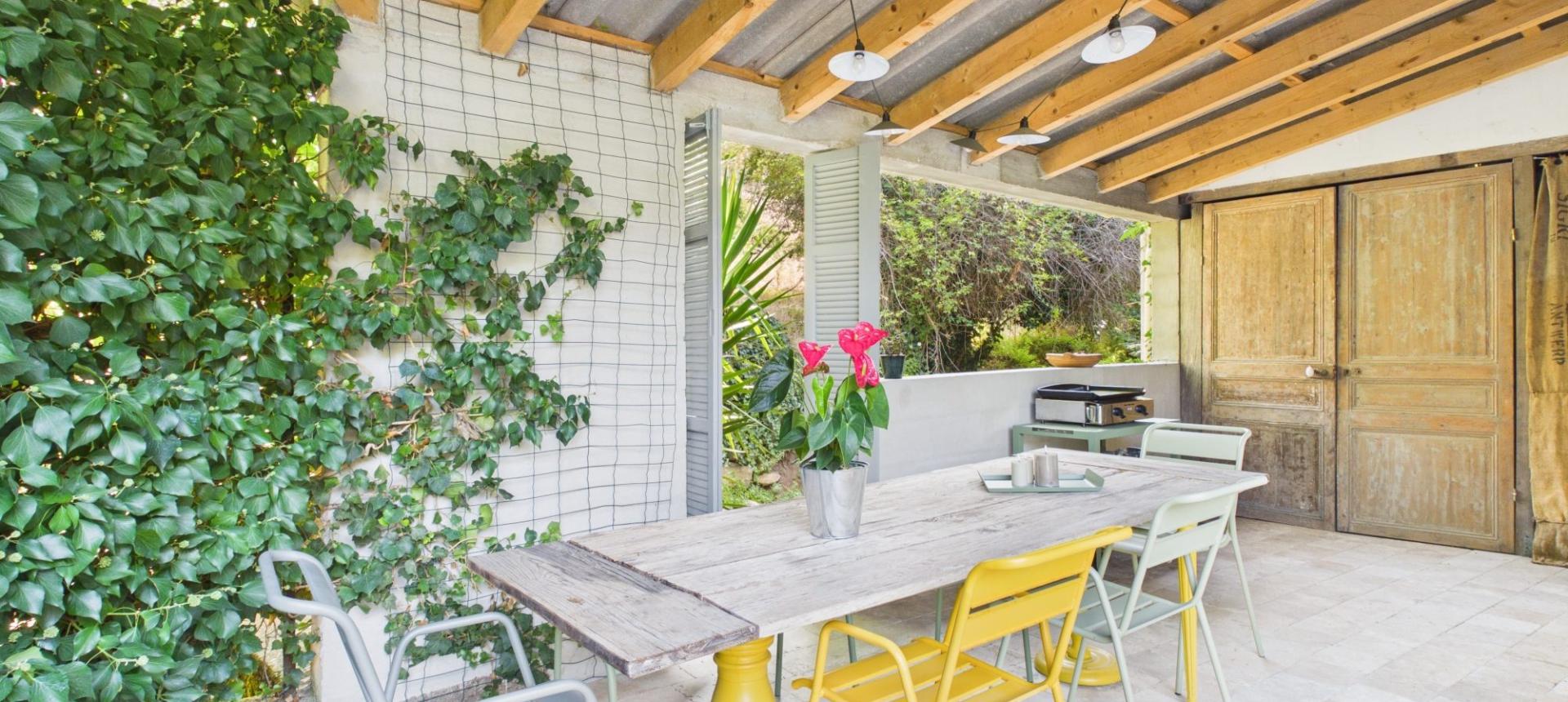 A VENDRE CHARMANTE MAISON EN PIERRE - CAURO