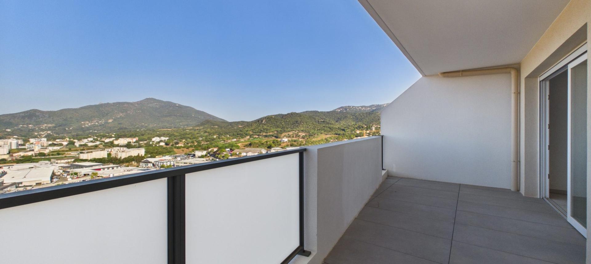 A VENDRE F2 LES TERRASSES DU STILETTO