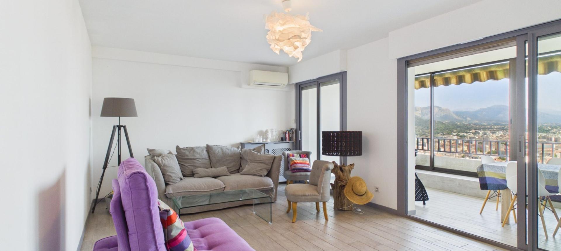 A VENDRE F3 PANORAMIC AVEC VUE MER ET TERRASSE