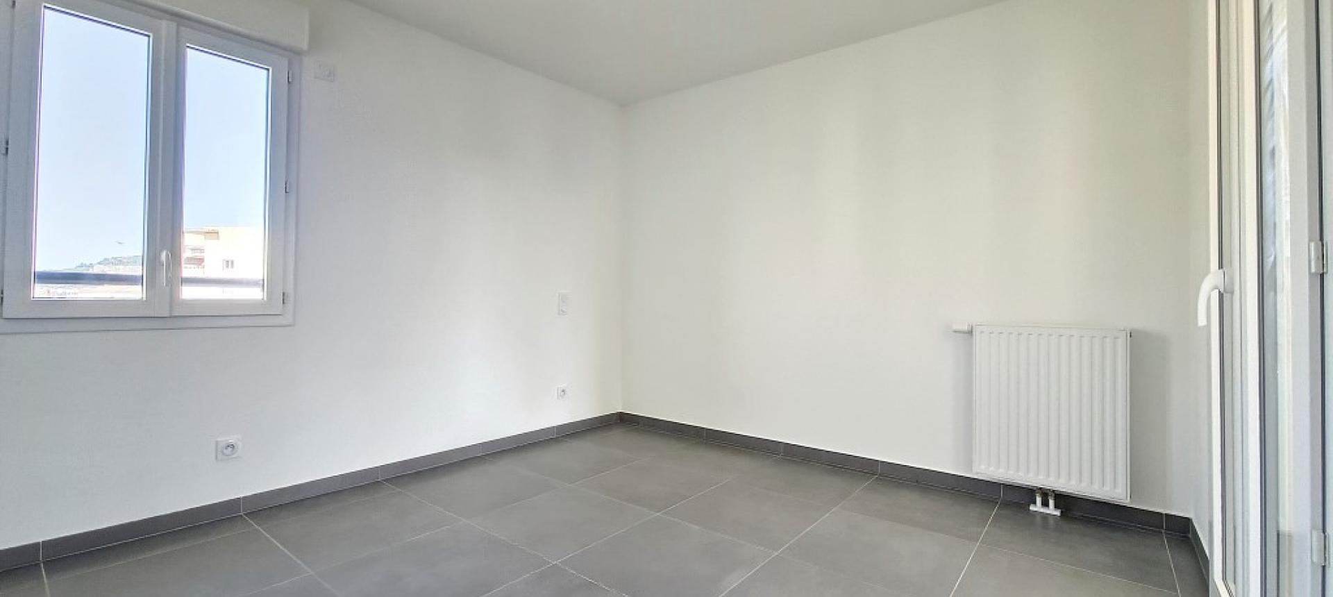 F3 à louer Carré Bodiccione  chambre