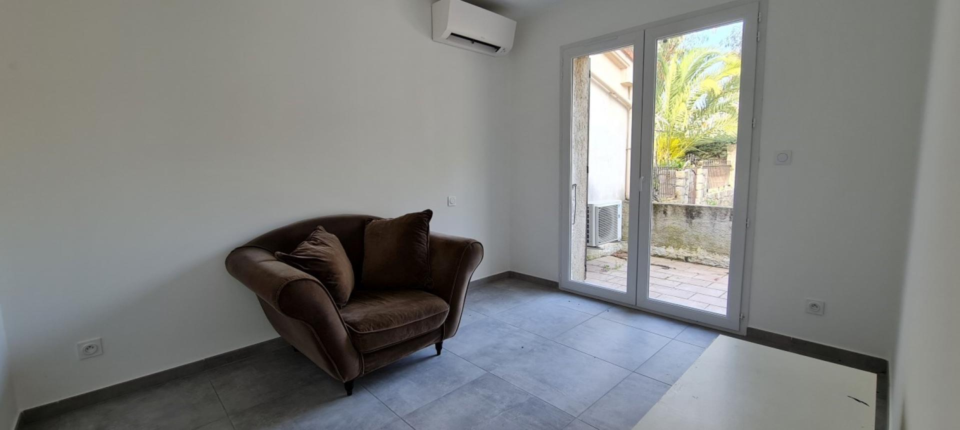 F2 à louer Vitullo chambre 