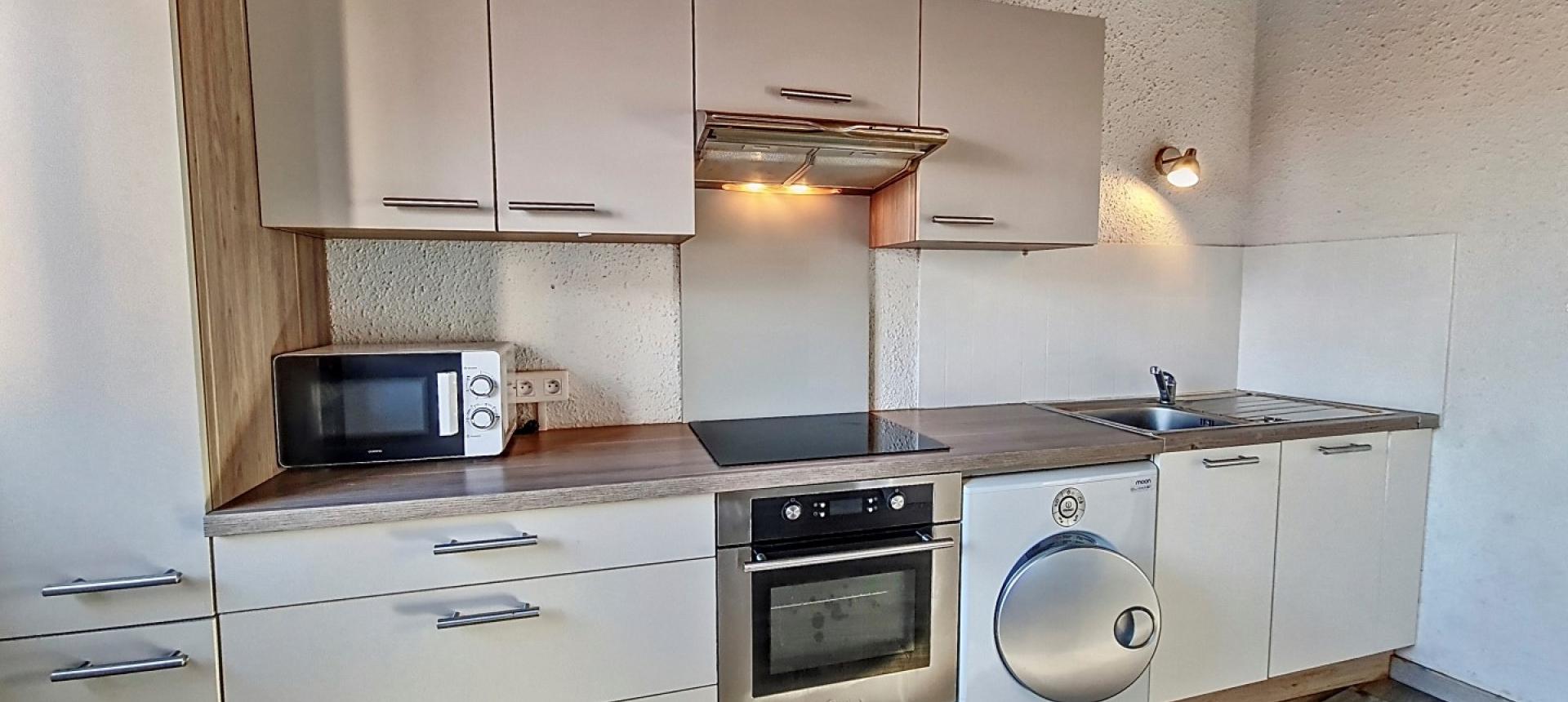 F2  à louer Agosta cuisine