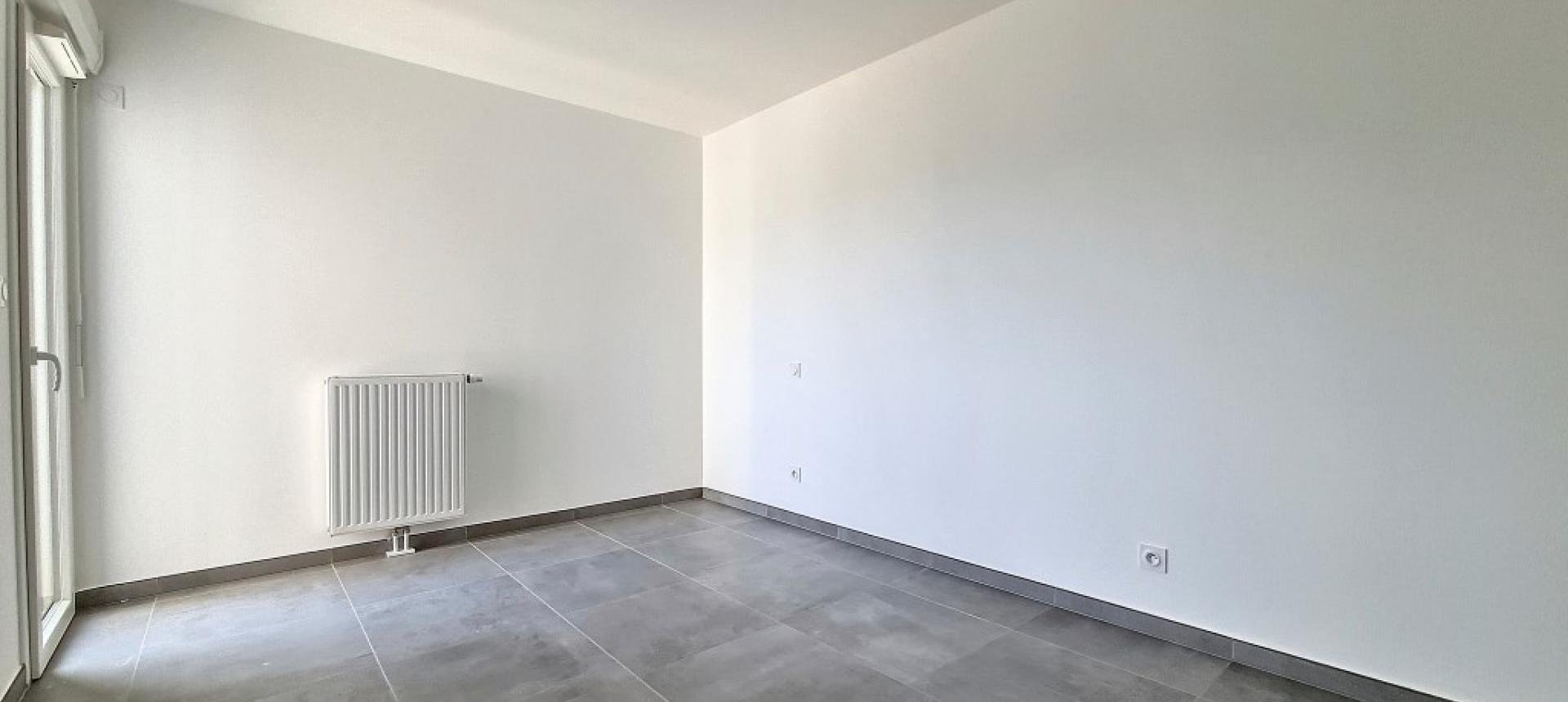 F4 à louer Terrasses de Bodiccione chambre