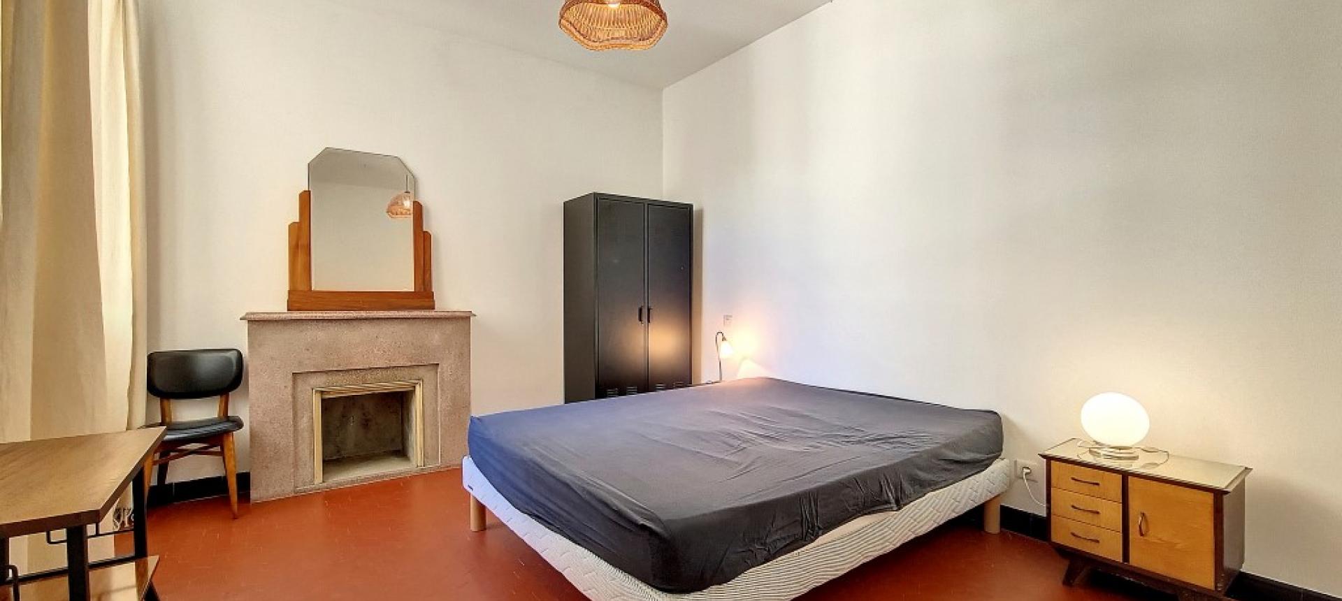 F3/4 meublé à la location centre ville chambre  2 
