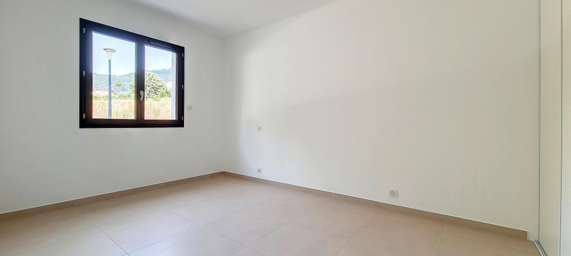F4 à louer A Maredda chambre