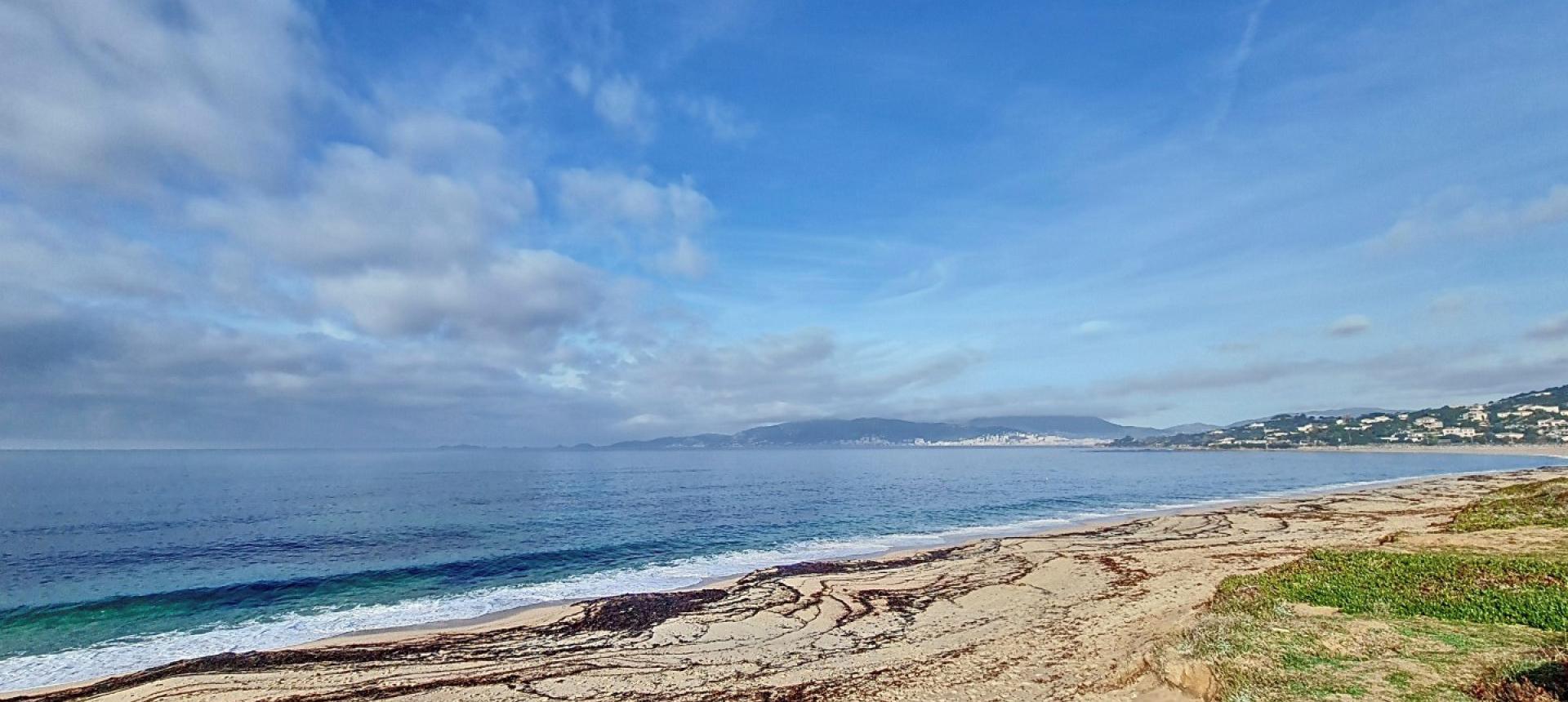 F2  à louer Agosta plage d'Agosta