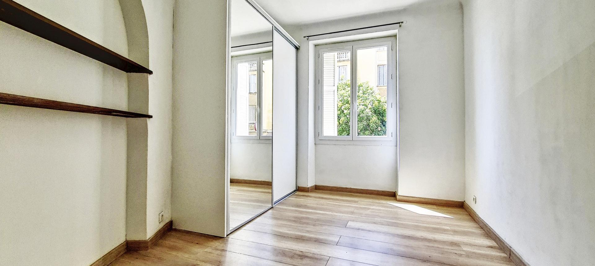 9 - F4 à louer Trottel chambre 2