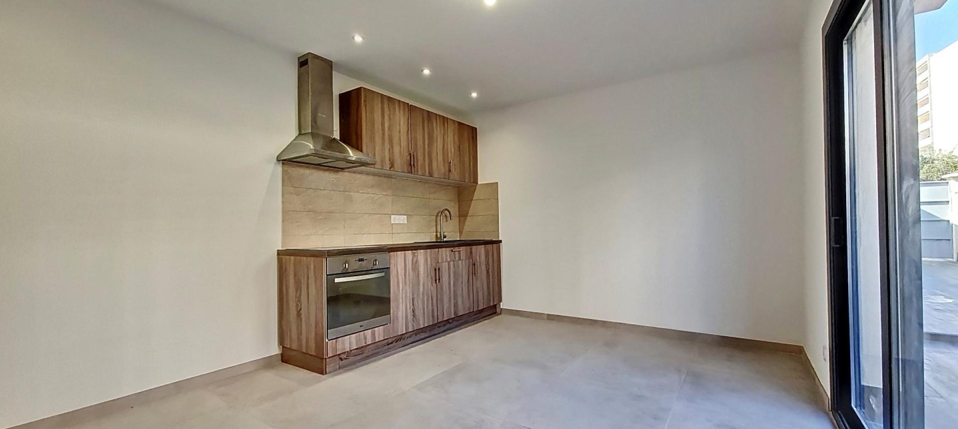 F2 duplex  à louer secteur Sanguinaires à Ajaccio