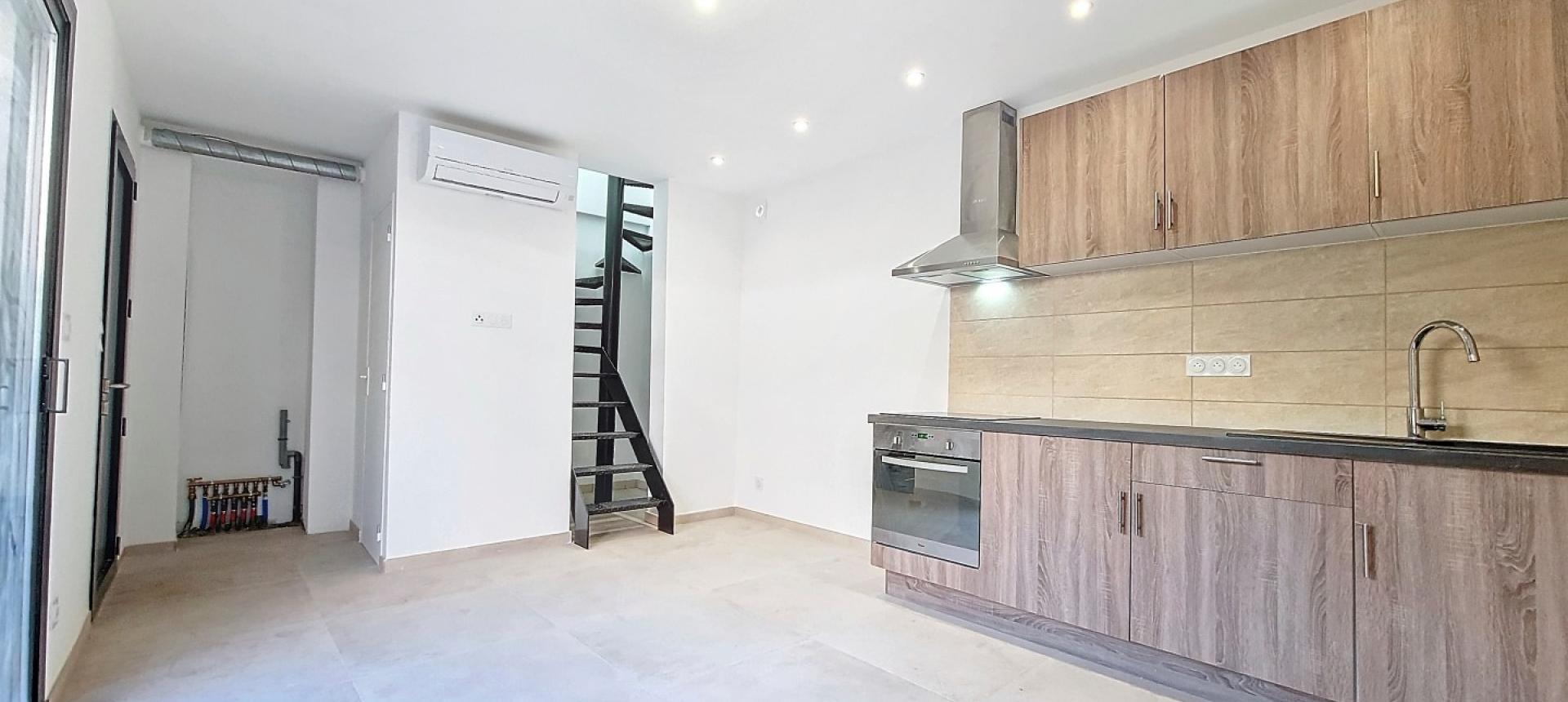 F2 duplex  à louer secteur Sanguinaires à Ajaccio