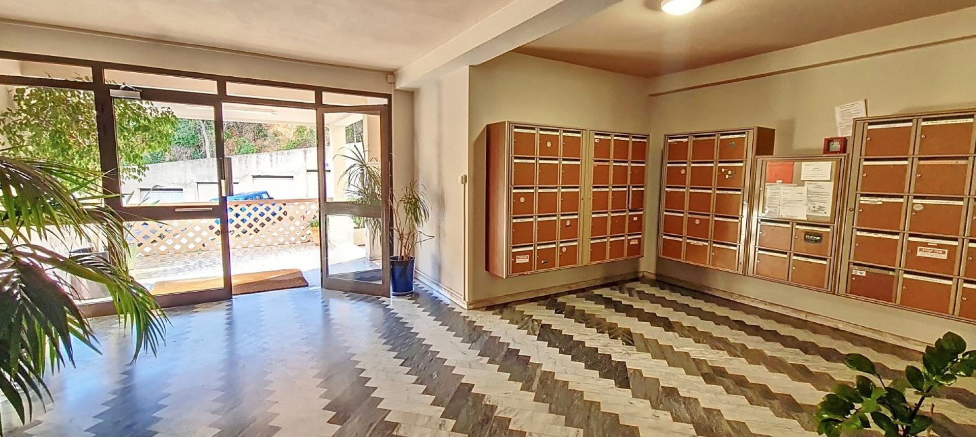 F4 meublé à louer standing secteur Saint Joseph