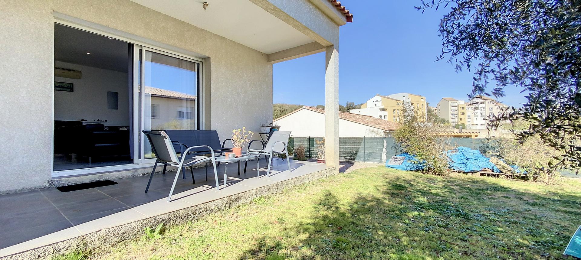 Maison mitoyenne F3 à vendre avec jardin - Ajaccio Finosello
