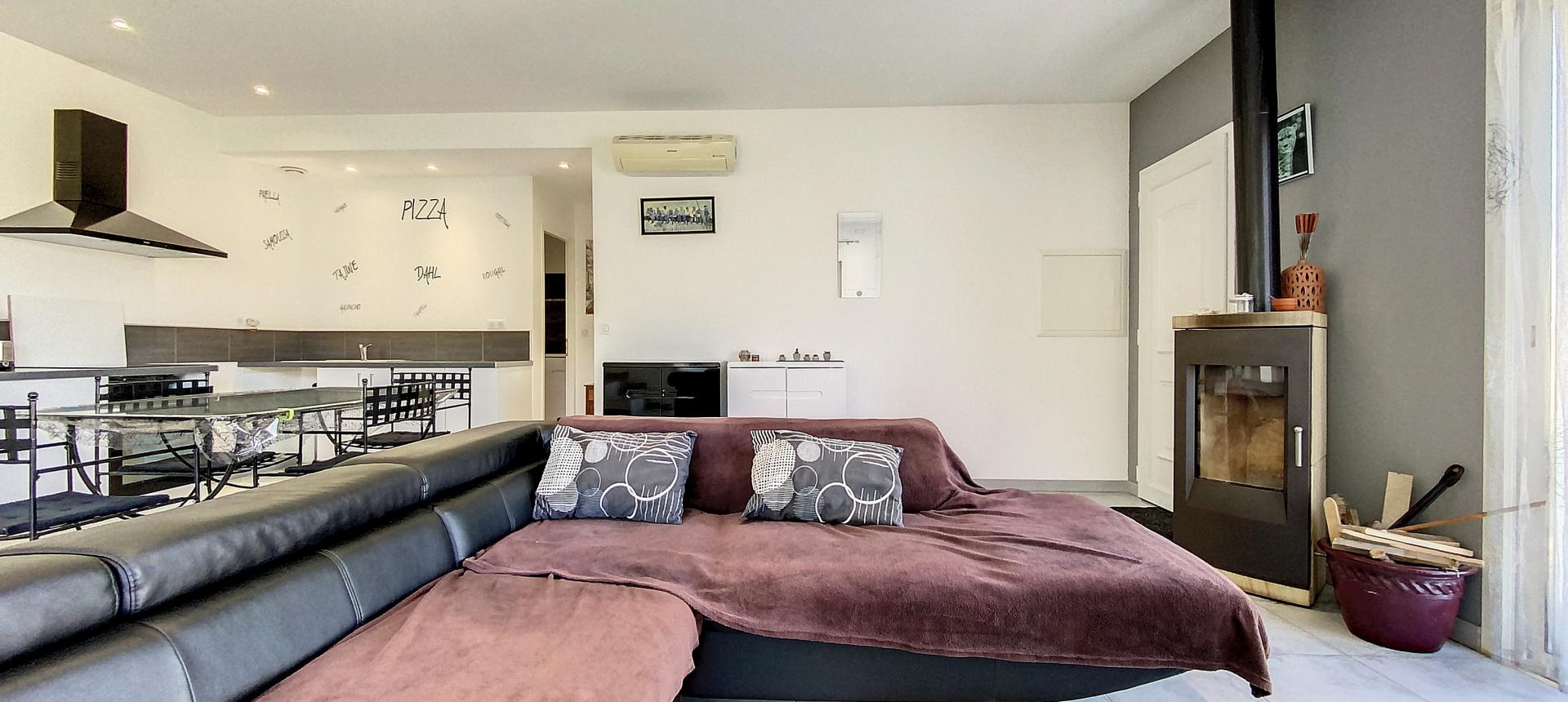 Maison mitoyenne F3 à vendre avec jardin - Ajaccio Finosello