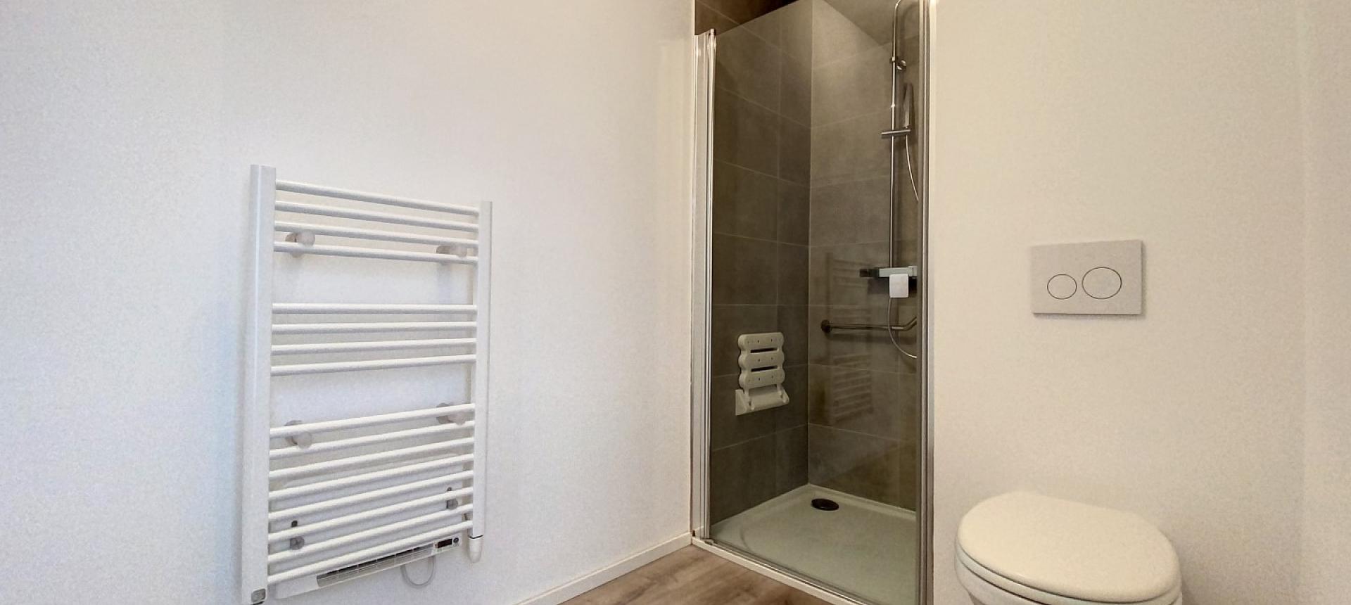 Salle de bain - Vente appartement T2 à Ajaccio secteur Mezzavia