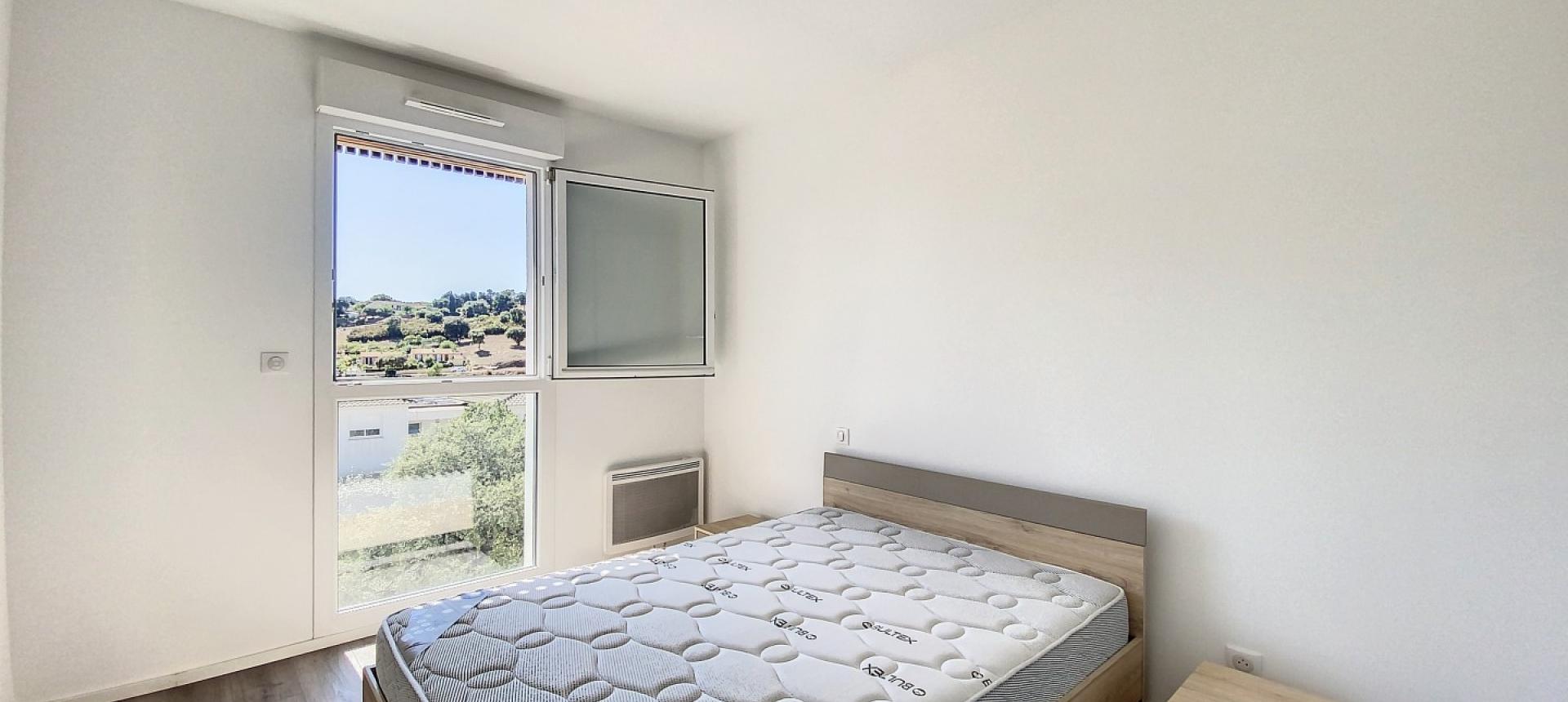 Chambre - Vente appartement T2 à Ajaccio secteur Mezzavia